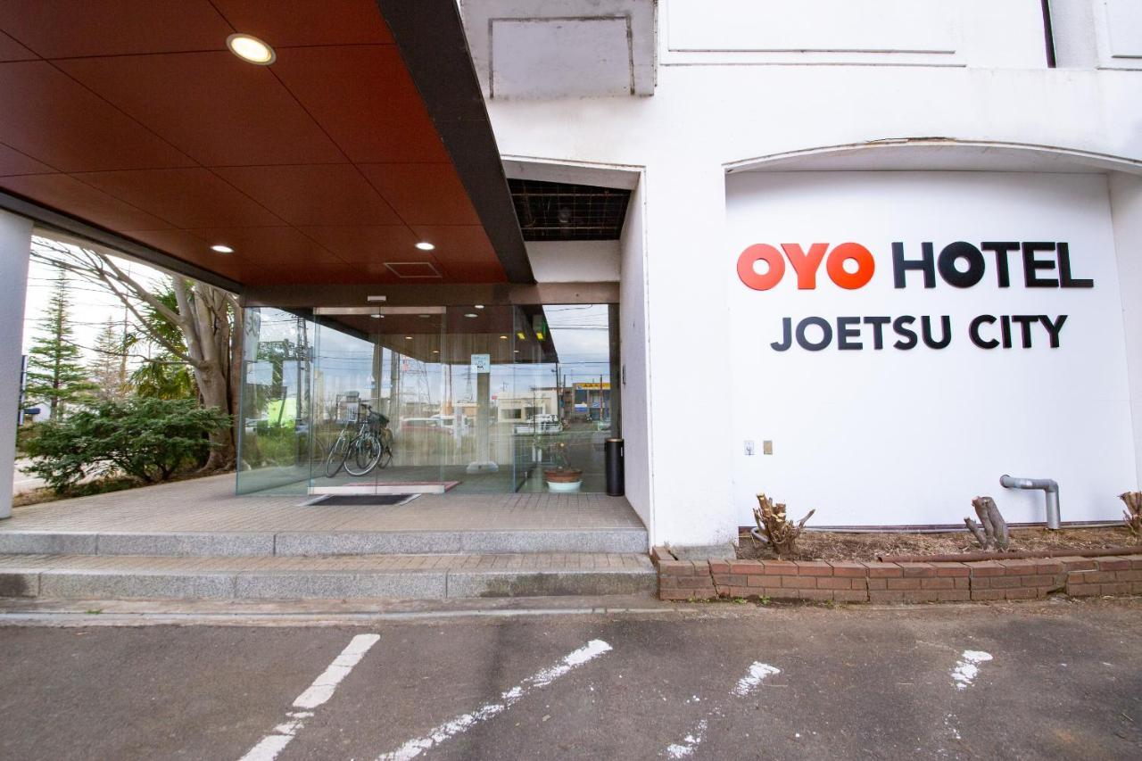 Oyo Joetsu City Hotel Kasugayama Buitenkant foto