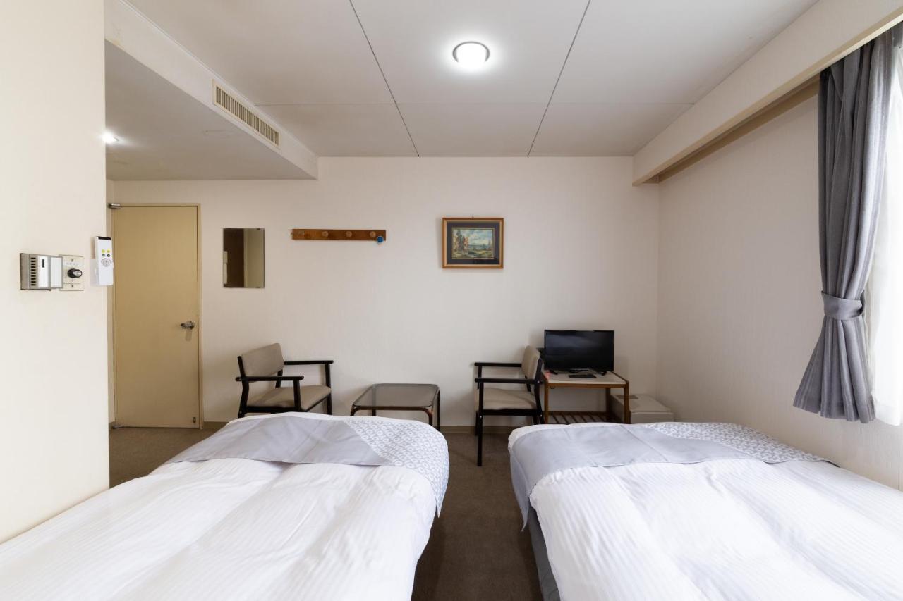 Oyo Joetsu City Hotel Kasugayama Buitenkant foto